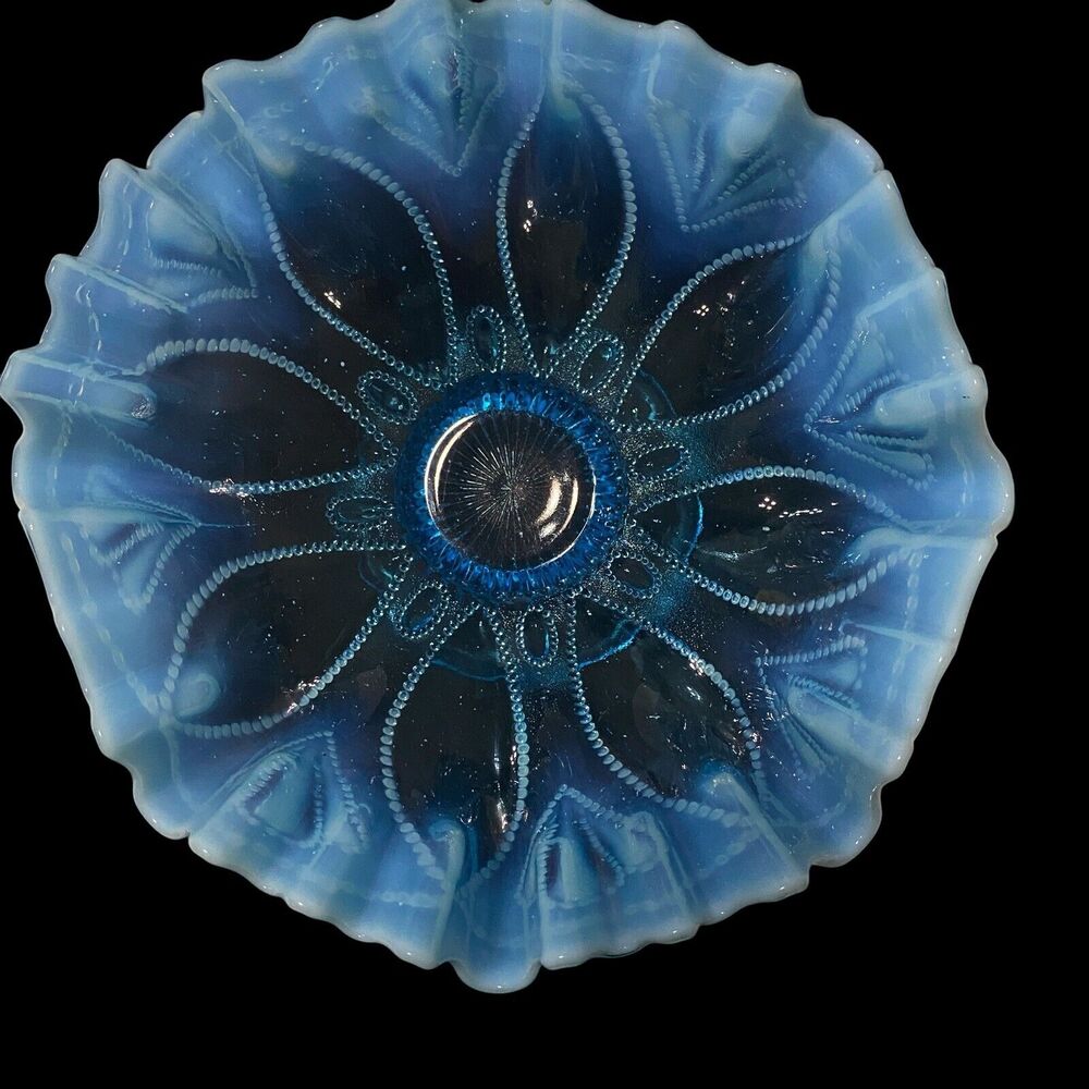 Nothwood Opalescent Blue Antique Glass Roulette Bowl 1906 Crimped Ruffled Edge - Picture 2 of 10